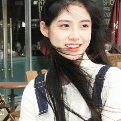 伊菲吉妮娅 海报