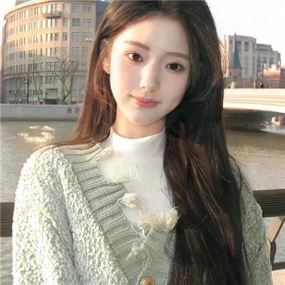 熟悉的她 海报